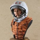 1/9 BUST Resin Figure Model Kit First Man in Space Gagarin Unpainted Unassambled