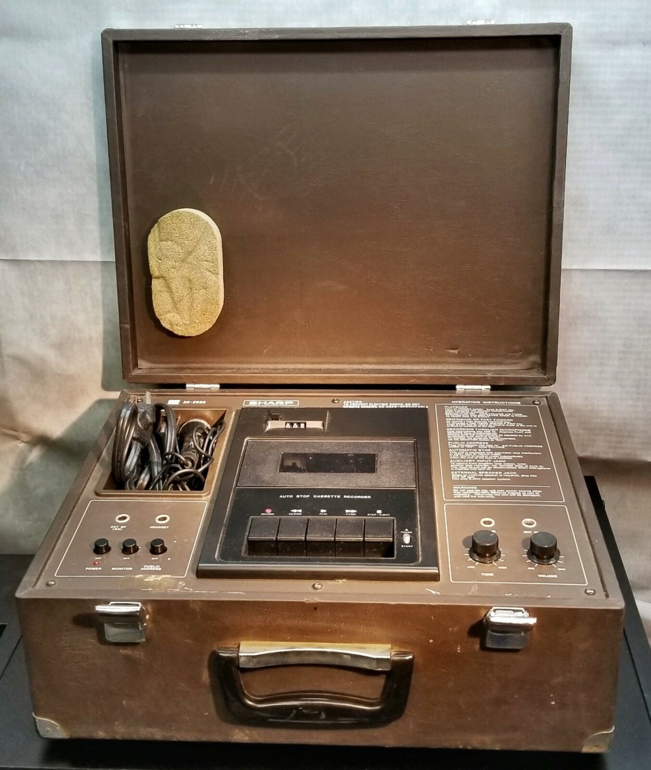 Sharp AV2000 Tape Recorder Cassette Deck with Microphone Portable
