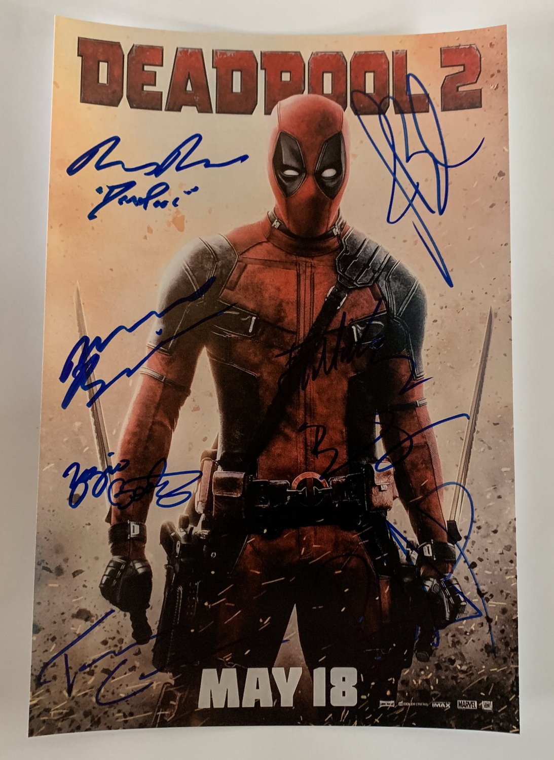 Deadpool 2 Cast Signed Autographed 8x12 Photo Photograph Ryan Reynolds