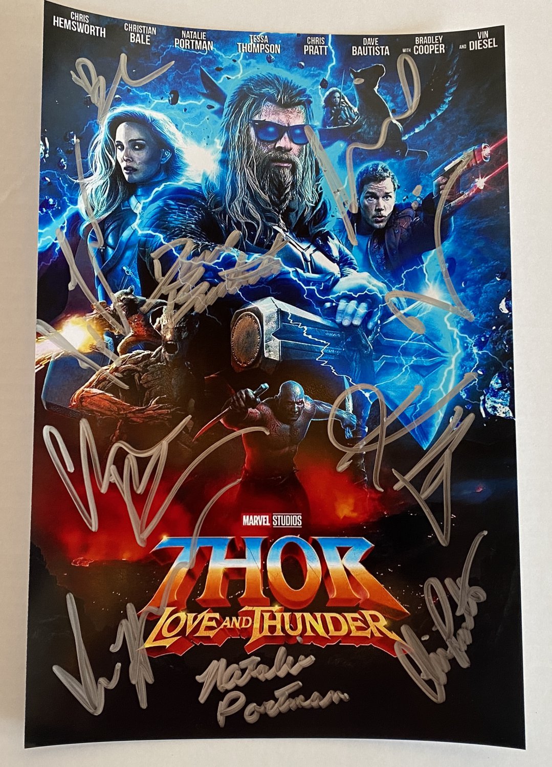 Thor Love and Thunder cast signed autographed 8x12 photo Chris Hemsworth autographs photograph
