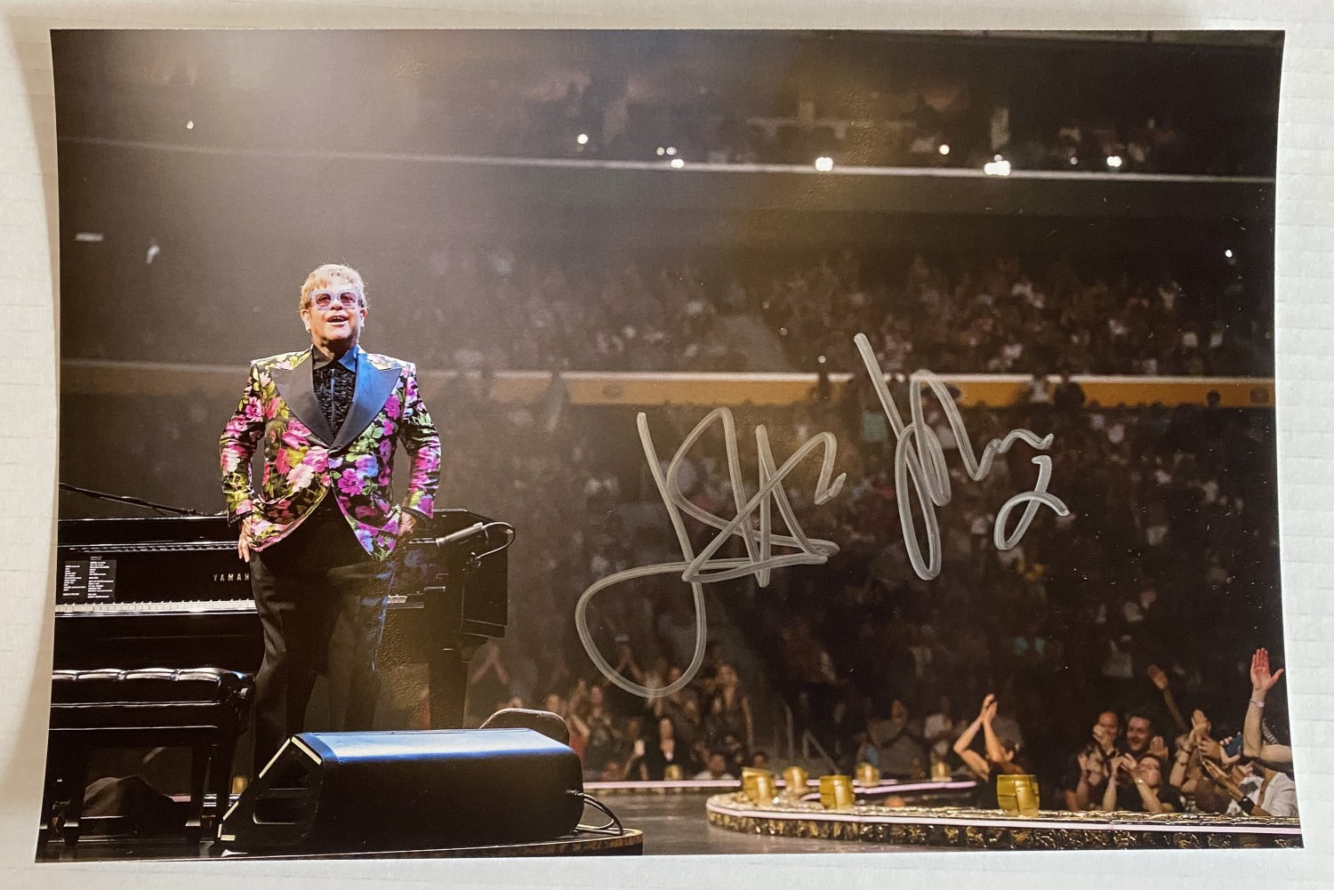 Elton John signed autographed 8x12 photo photograph Rocket Man autographs