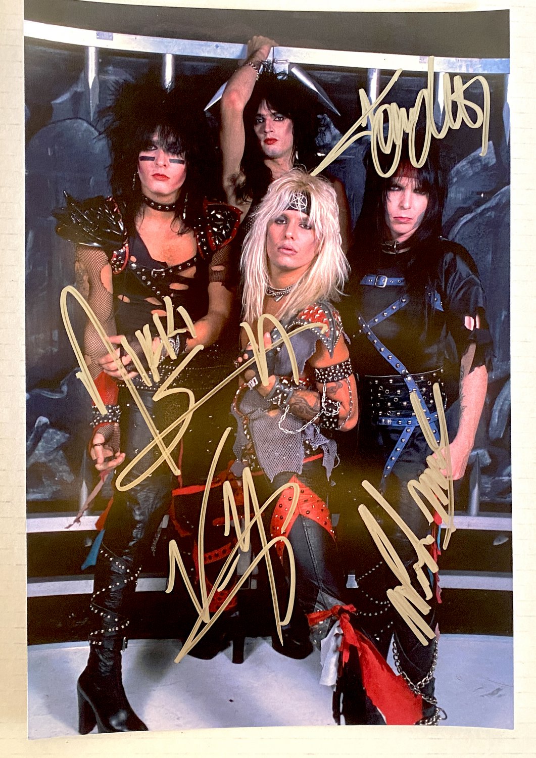 Motley Crue band signed autographed 8x12 photo Tommy Lee Nikki Sixx  autographs