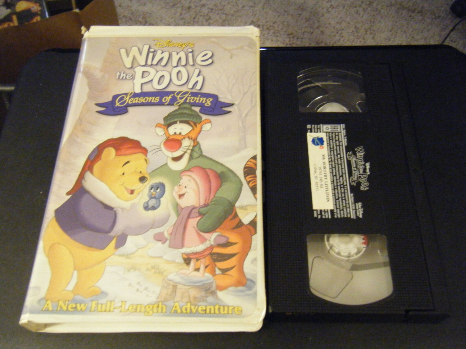 Winnie The Pooh Seasons Of Giving Vhs 1999