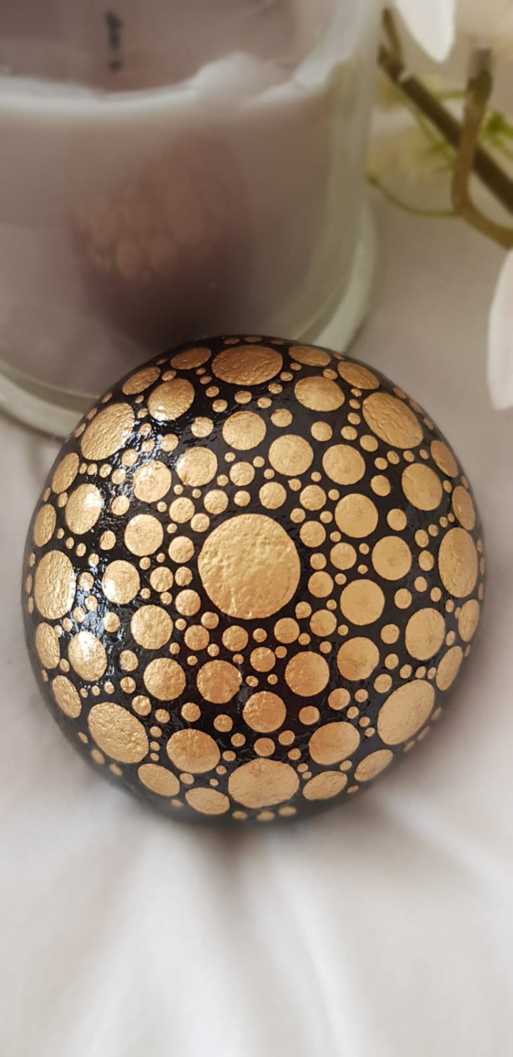 Gold and Black Beach Pebble
