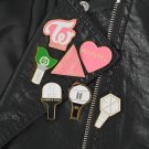Kpop Enamel Pins BTS Blackpink Got7 Exo Wanna One Seventeen Twice Brooches Lapel Jewelry