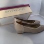 Naturalizer Classics Beige Shoes 8.5
