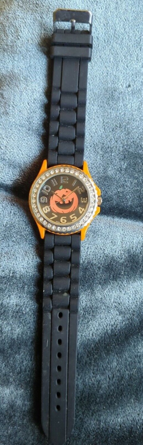 Geneva Platinum Pumpkin Face Watch