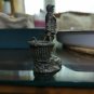 THE DUSTMAN  FINE PEWTER FIGURINE  FRANKLIN MINT 1977 4"x3"
