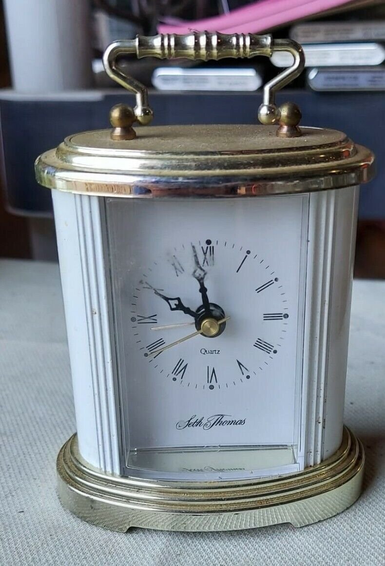 Seth Thomas Model 306 white Desk Top Alarm Clock
