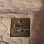 DISNEY 2009 DISNEY HIDDEN MICKEY  OFFICIAL TRADING COLLECTIBLE PIN
