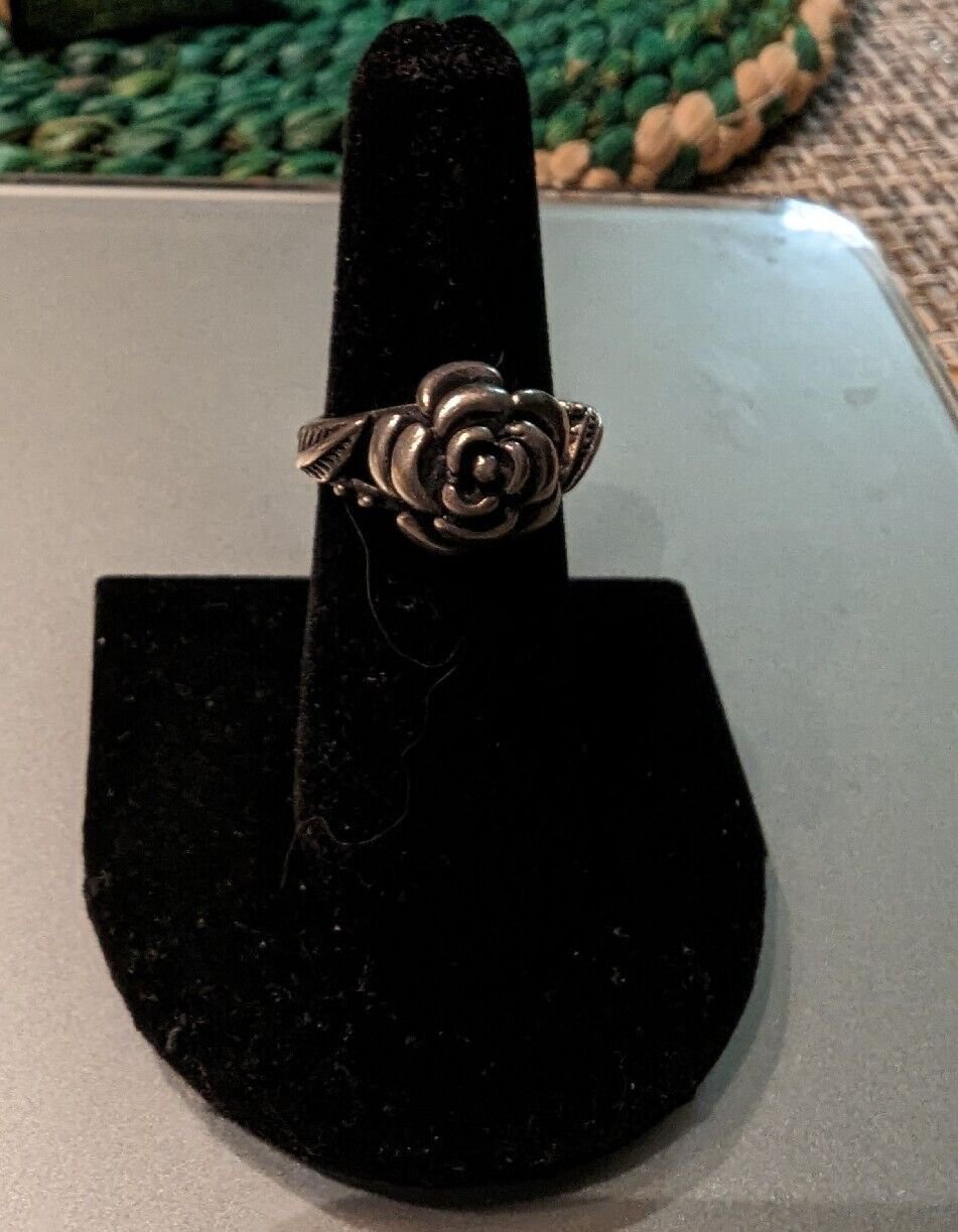 Vintage Sterling Silver 925 Rose Ring Size 6.5 5 grams