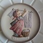 Goebel M.J. Hummel Miniature Collectors' Plate 1989 "Wash Day" w/ Box HUM 746