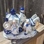VINTAGE BLUE & WHITE GEORGE & MARTHA WASHINGTON FIGURINE