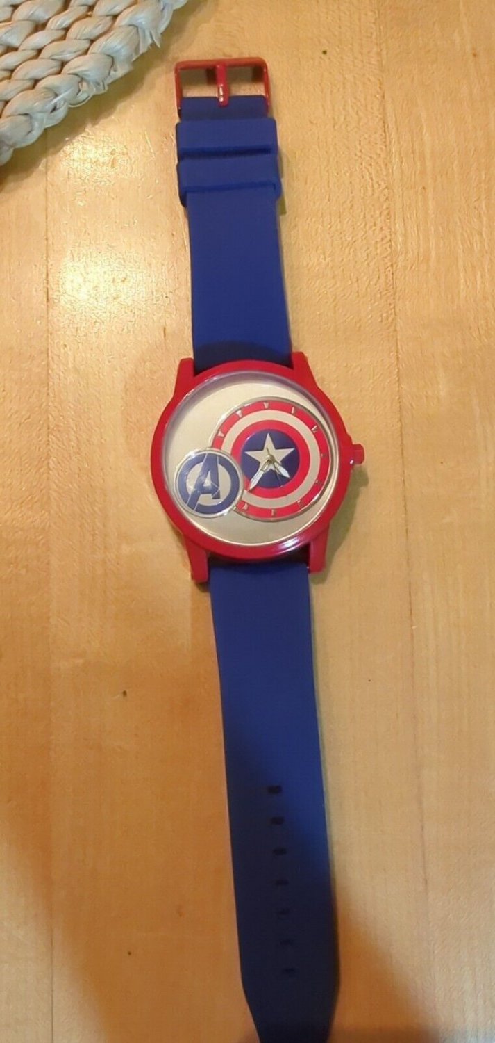 Huge Marvel Accutime Single Watch Avengers Captain America AVG1520KM