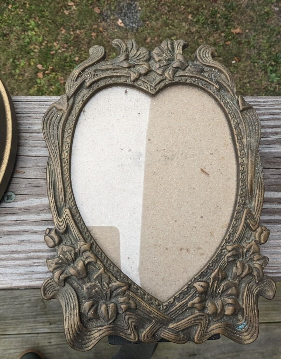 Heart shaped Metallic Desk Top Frame About 7x5"
