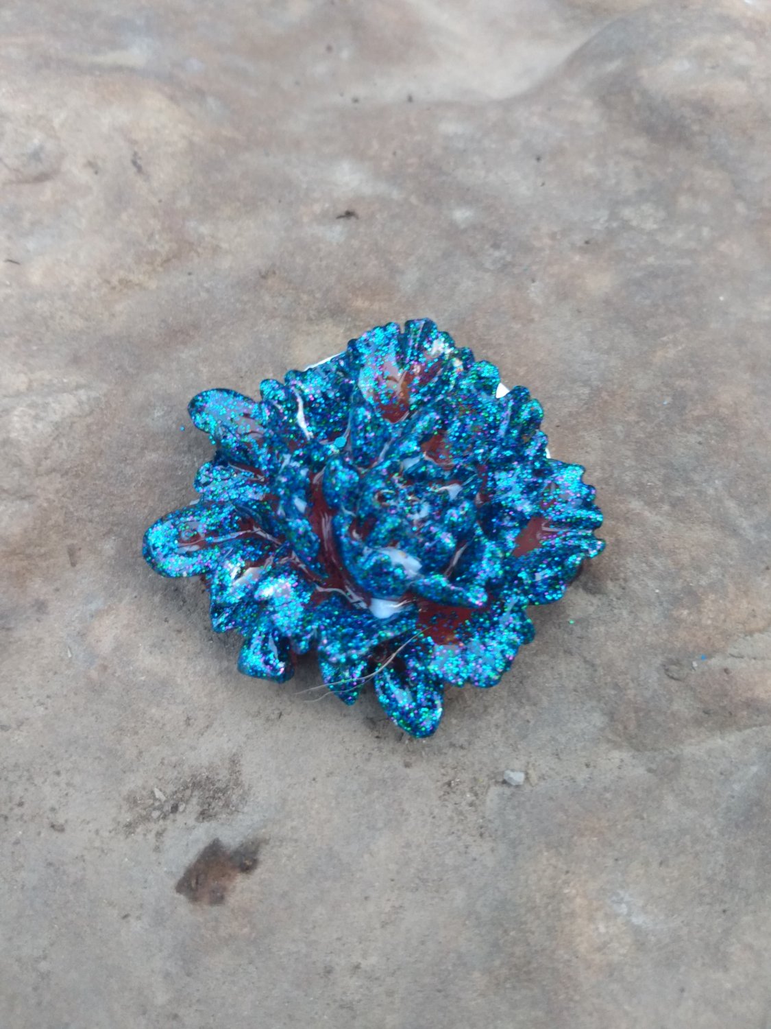 Blue/Orange rose pendant