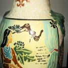Antique Chinese Vase made of high quality porcelain from the end of the 18th c.