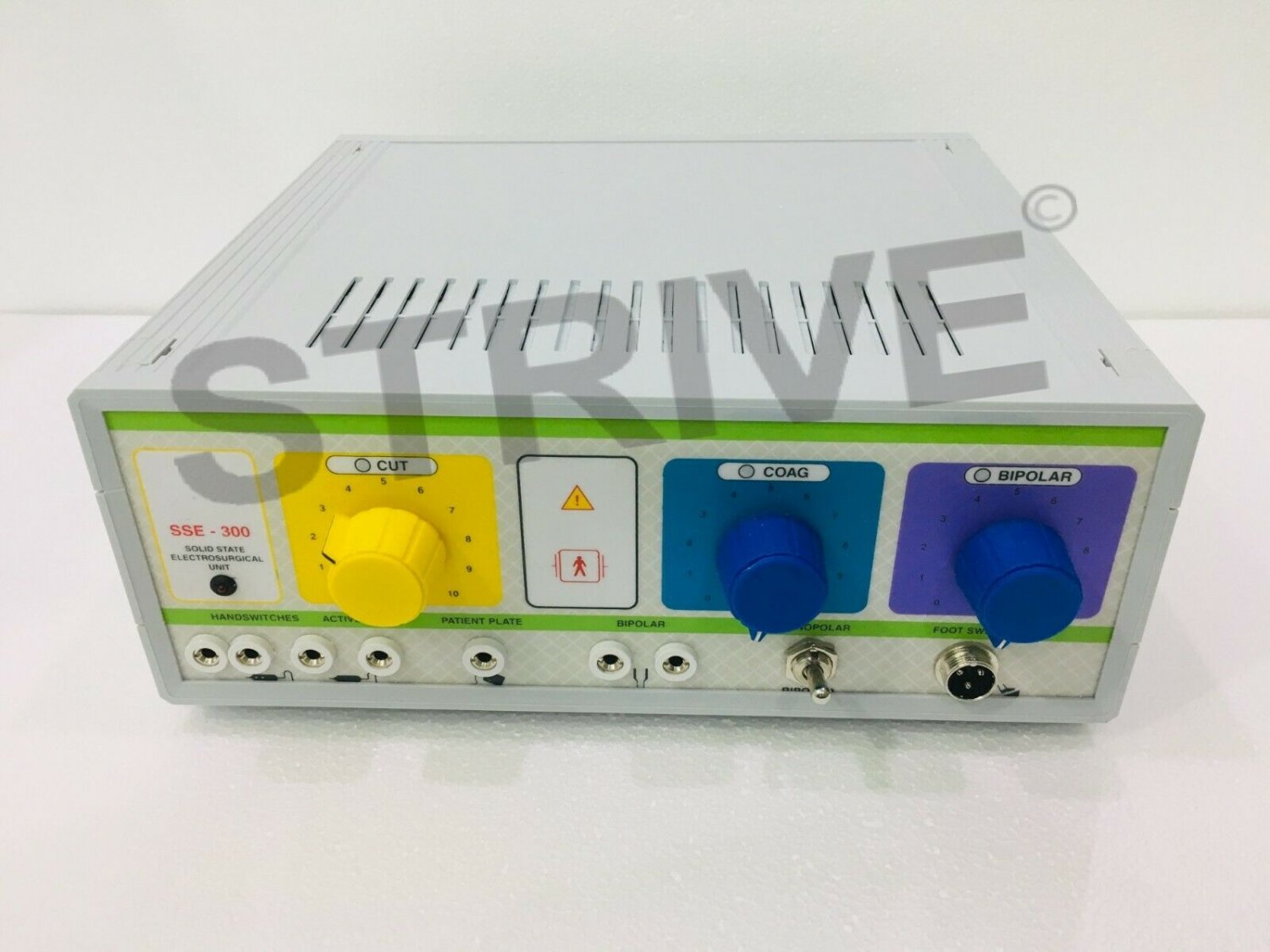 Electrosurgical 300 Watt Skin Cautery Diathermy Cut and Coag Analog Cautery Unit