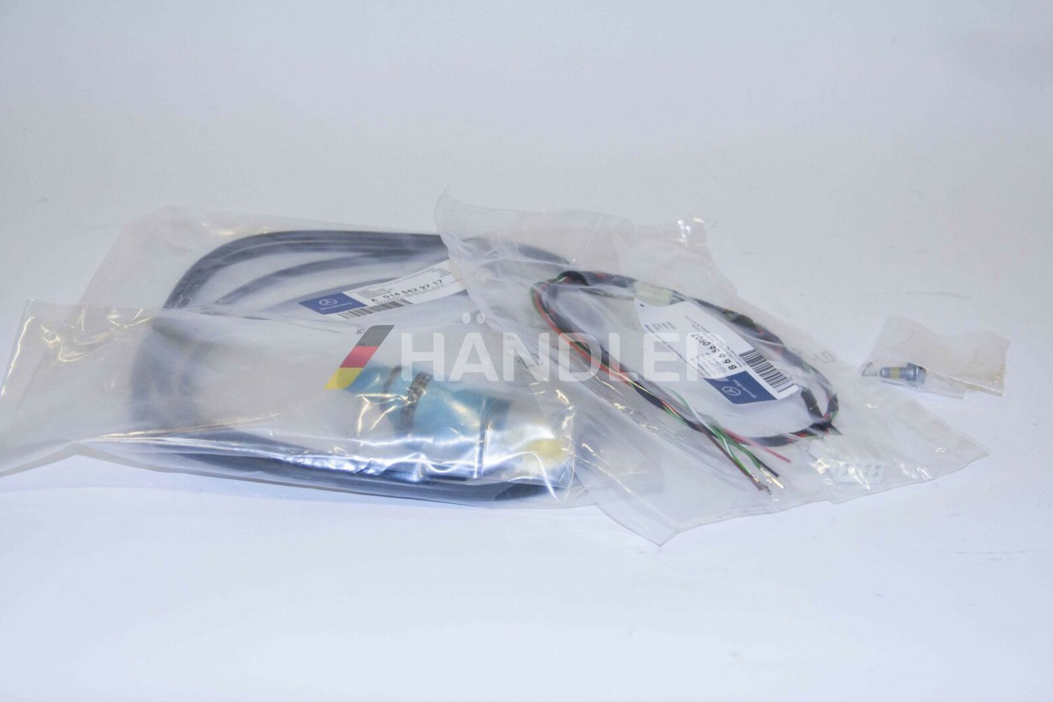 MERECEDES-BENZ B66560868 Dtco ncv2 cable automatic (OE GENUINE)
