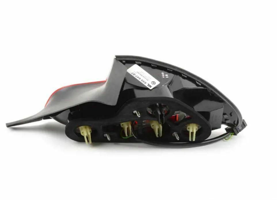 BMW 63216902063 BMW 63216902063 Left Tail Light White Turn Signal E36 Z3 OE (Gen