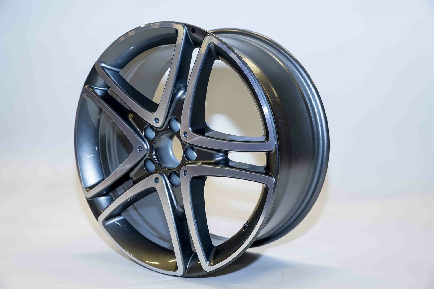 MERECEDES-BENZ A22240119007X21 Disk wheel (OE GENUINE)