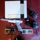 VINTAGE ORIGINAL 1985 NES-001 NINTENDO + 15 GAMES + 2 CONTROLLERS + GUN