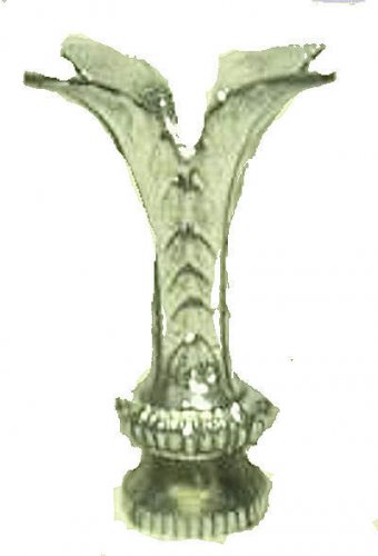 4 Leaf cast metal break    A755