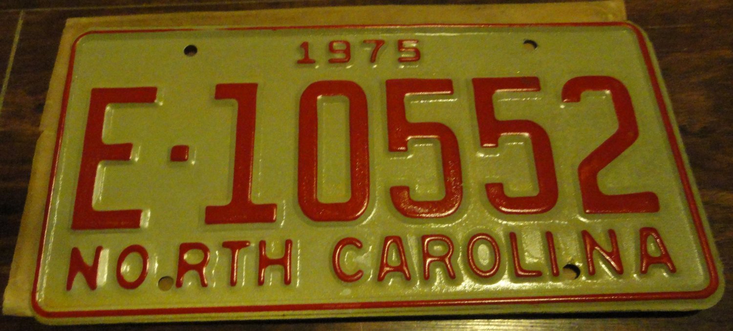 NOS 1975 E 10552 North Carolina license plate new old stock