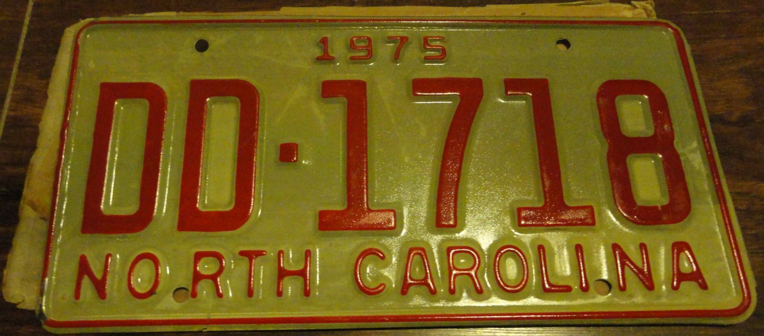 NOS 1975 DD 1718 North Carolina license plate new old stock