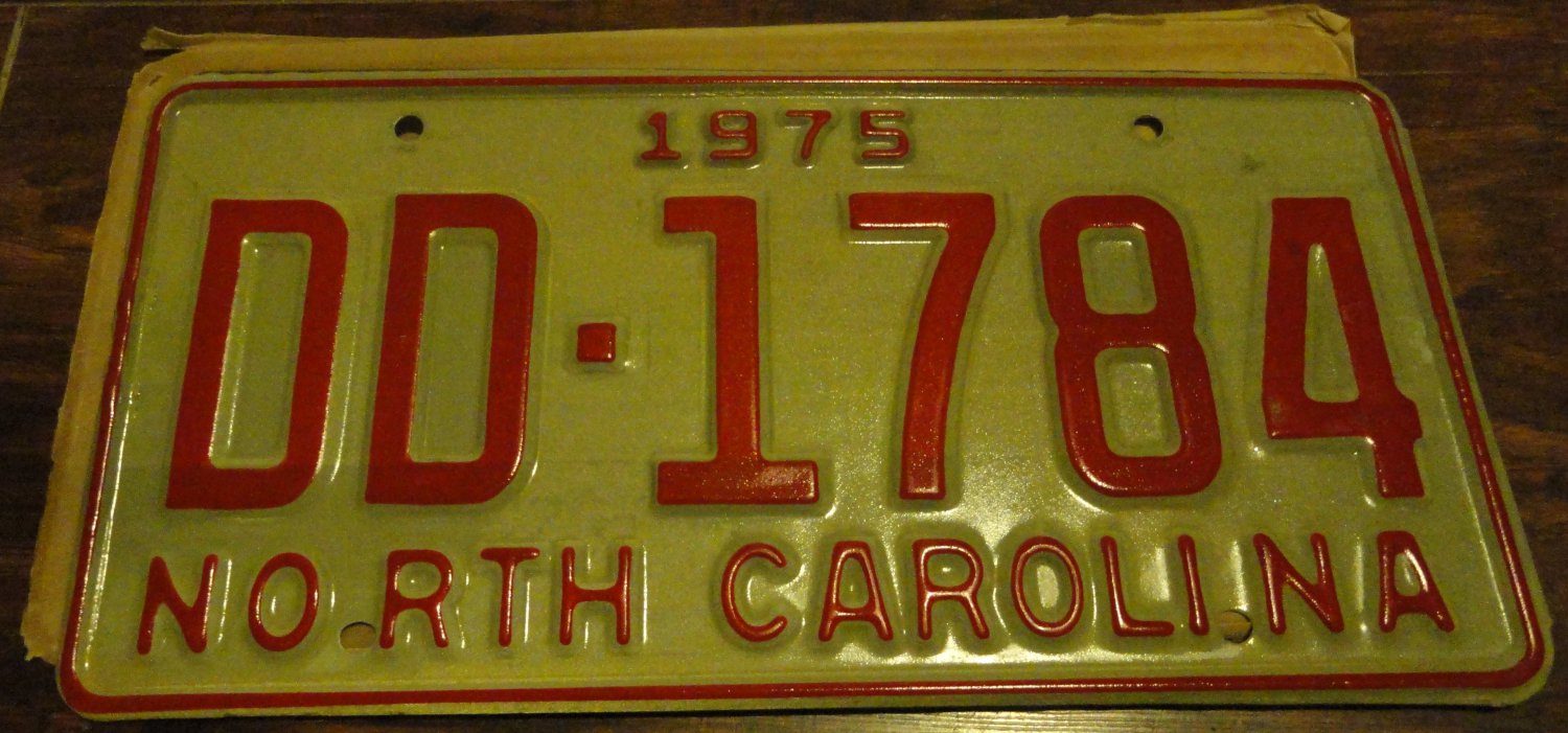 NOS 1975 DD 1784 North Carolina license plate new old stock