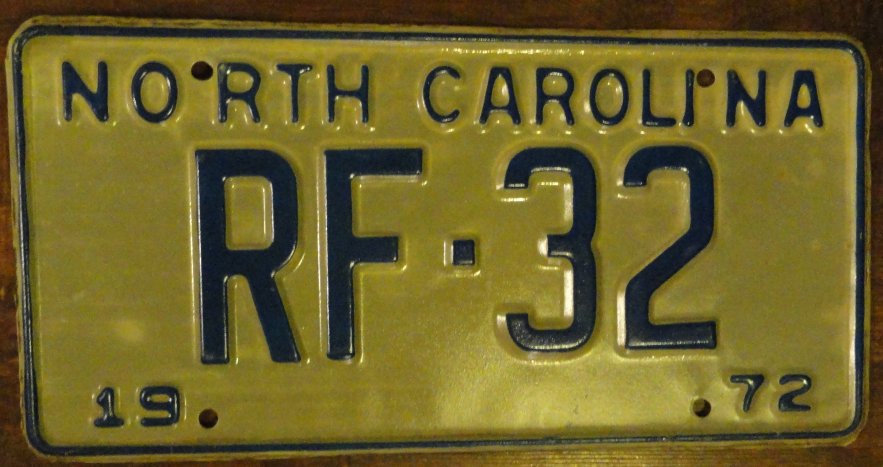 NOS 1972 North Carolina license plate RF 32 new old stock