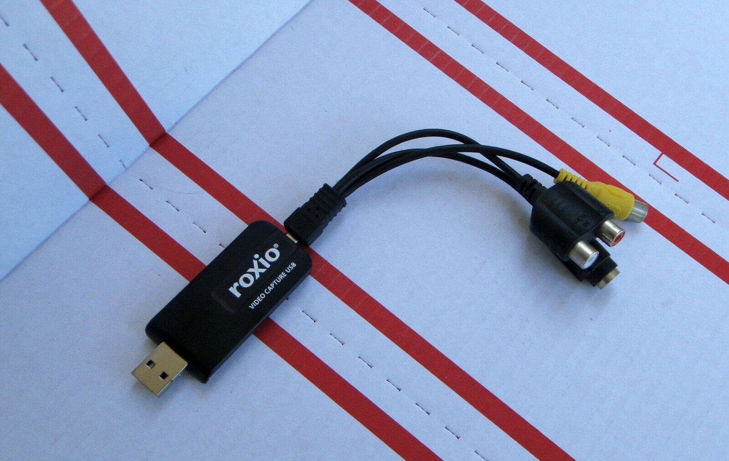 Roxio Video Capture USB - UB315-E Version 3 w/Cable - Capture Videos to Computer