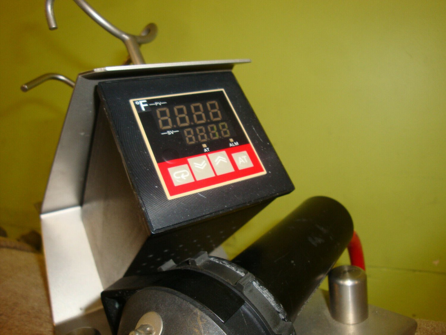 Leister Temp-Controlled Hot Air System (Has sensor error)