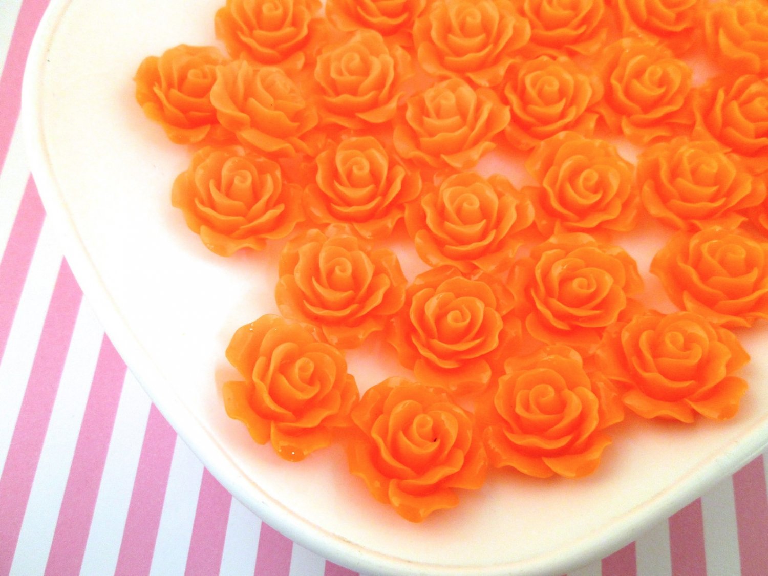 10 Orange 20mm Rose Cabochons