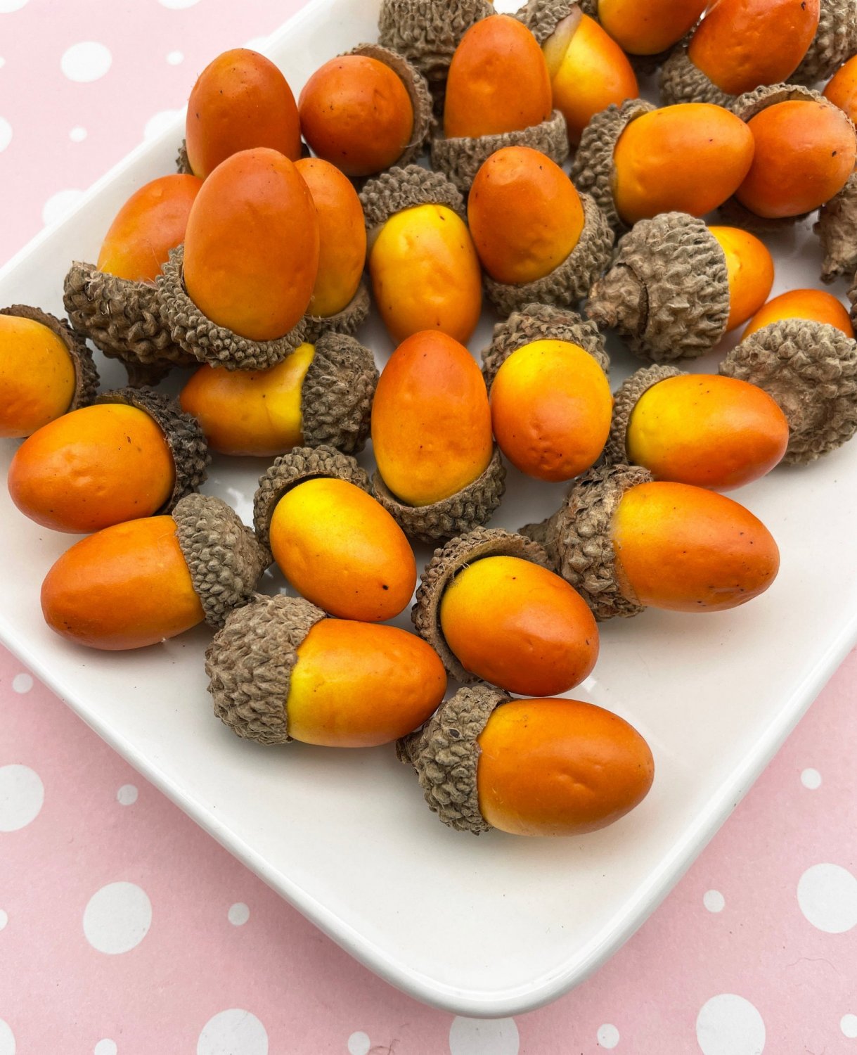 6 Golden Brown Fake Realistic Decorative Acorns, DIY Supplies For Crafts, Wreaths Holiday Decoration