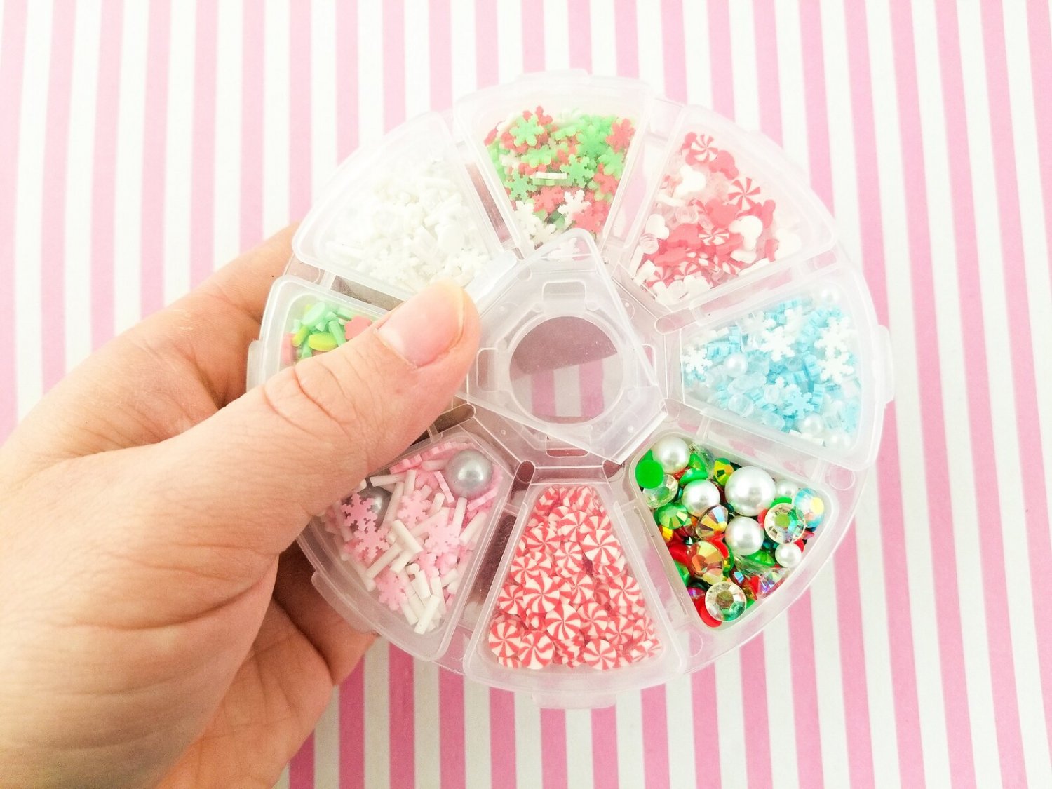 1 Wheel Christmas Holiday Sprinkle Themed Polymer Sprinkle Mix-in Sets with 8 compartments