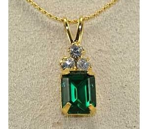 2ct Simulated Emerald Pendant