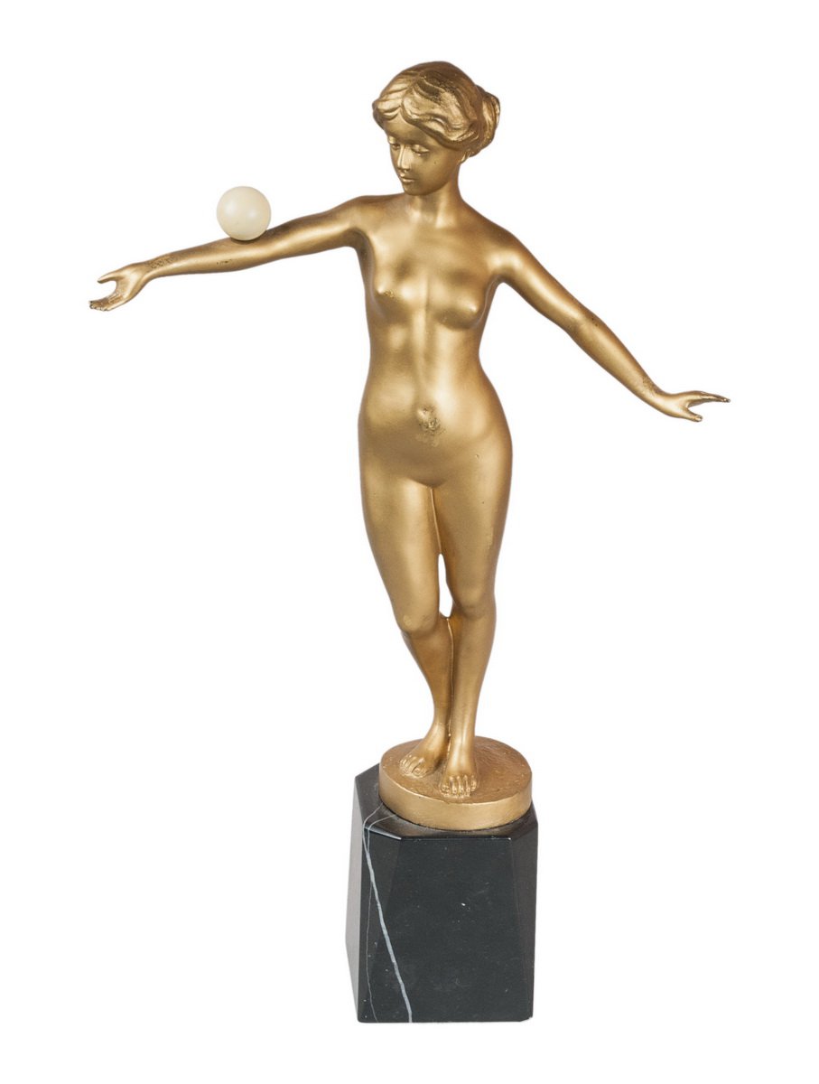 Decor Art. Schmidt Felling Bronze Figurine. A nude with a ball.
