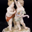 Decor Art Germany Meissen Figurine Two putti Putting a wreath on a girl