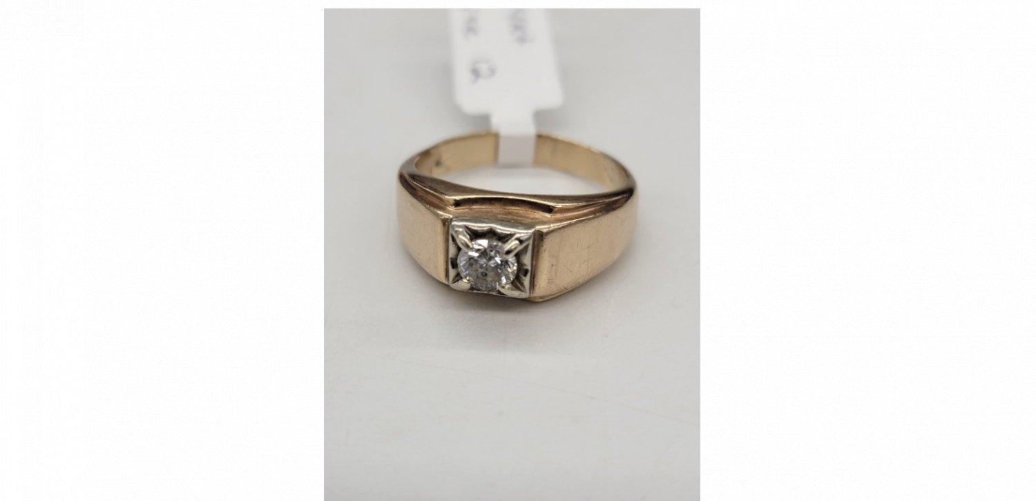 14kt gold diamond man's ring size 12