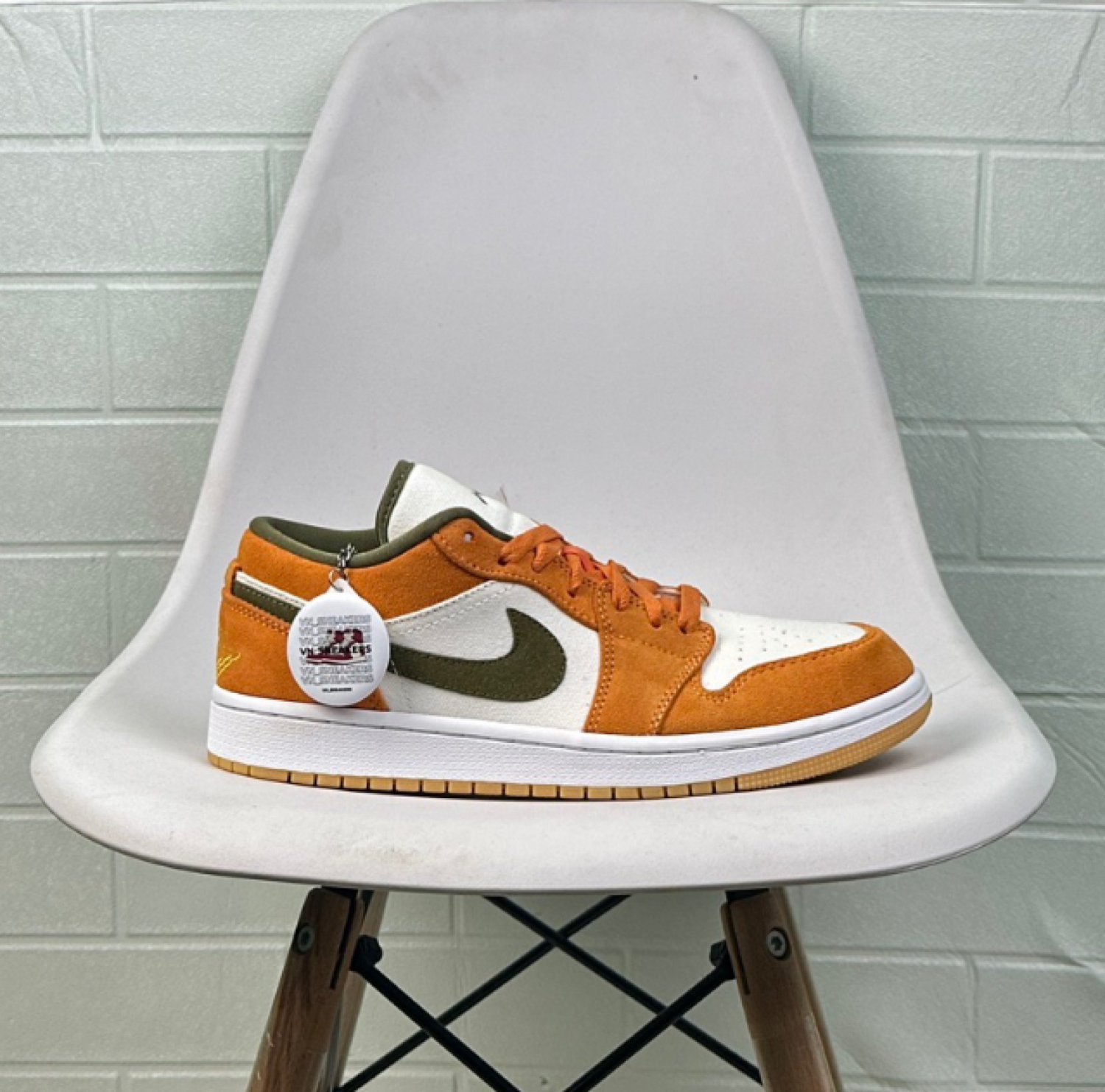 Air Jordan 1 Low SE Light Curry