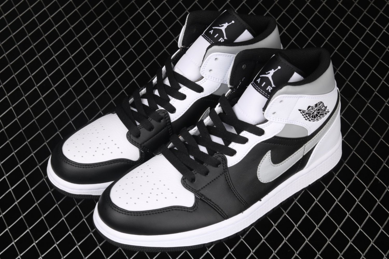 Air Jordan 1 Mid White Shadow