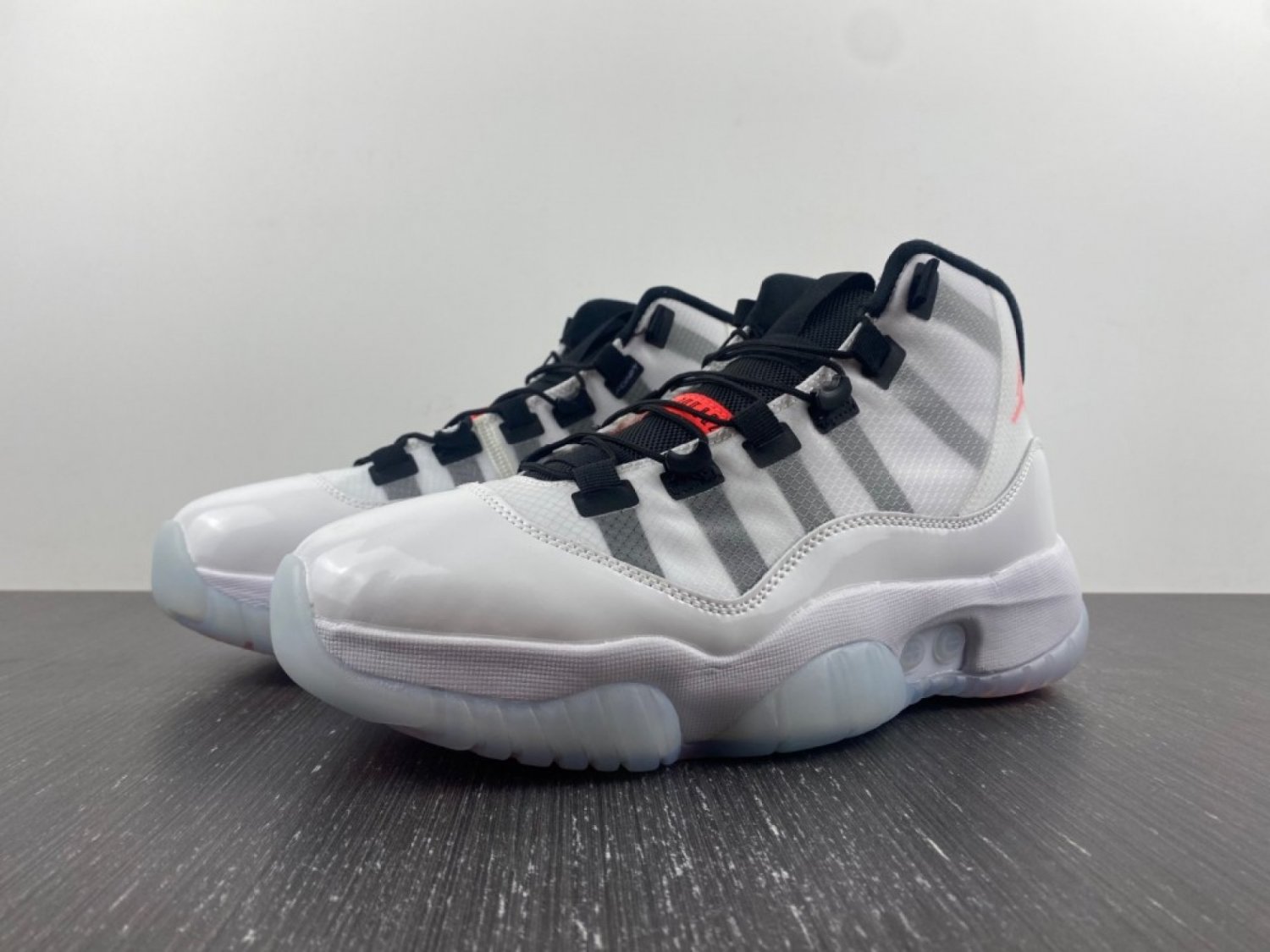 Air Jordan 11 Adapt White Black Infrared