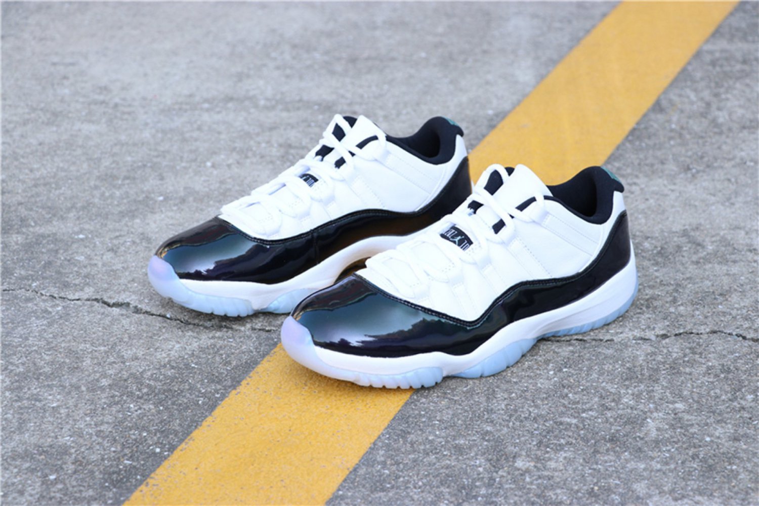 Air Jordan 11 Low &acirc;��Easter&acirc;�� WhiteEmerald Rise 528895-145