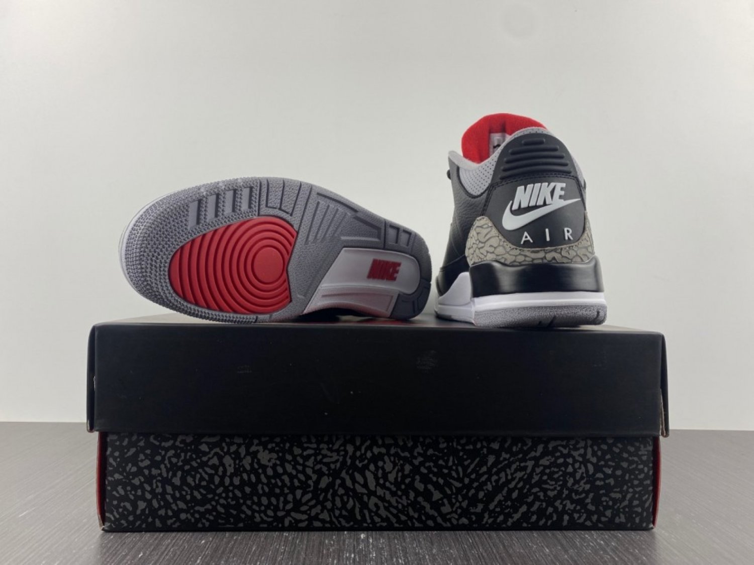Air Jordan 3 OG Black Cement
