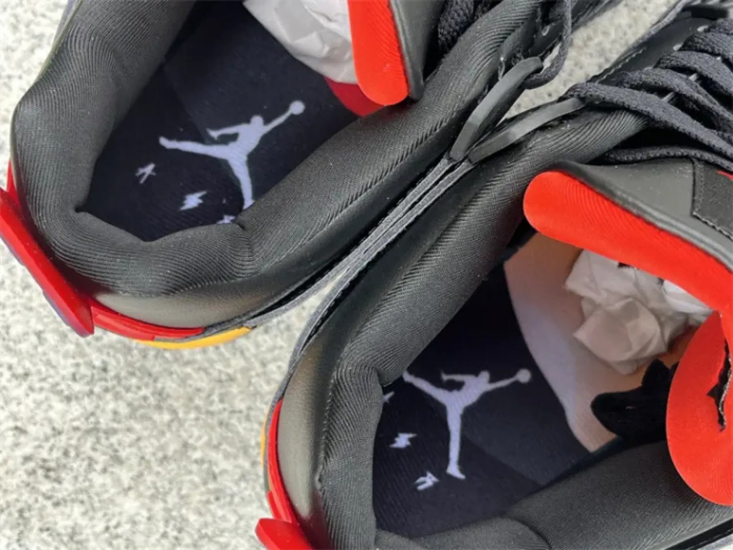 Air Jordan 4 Retro Black Orange