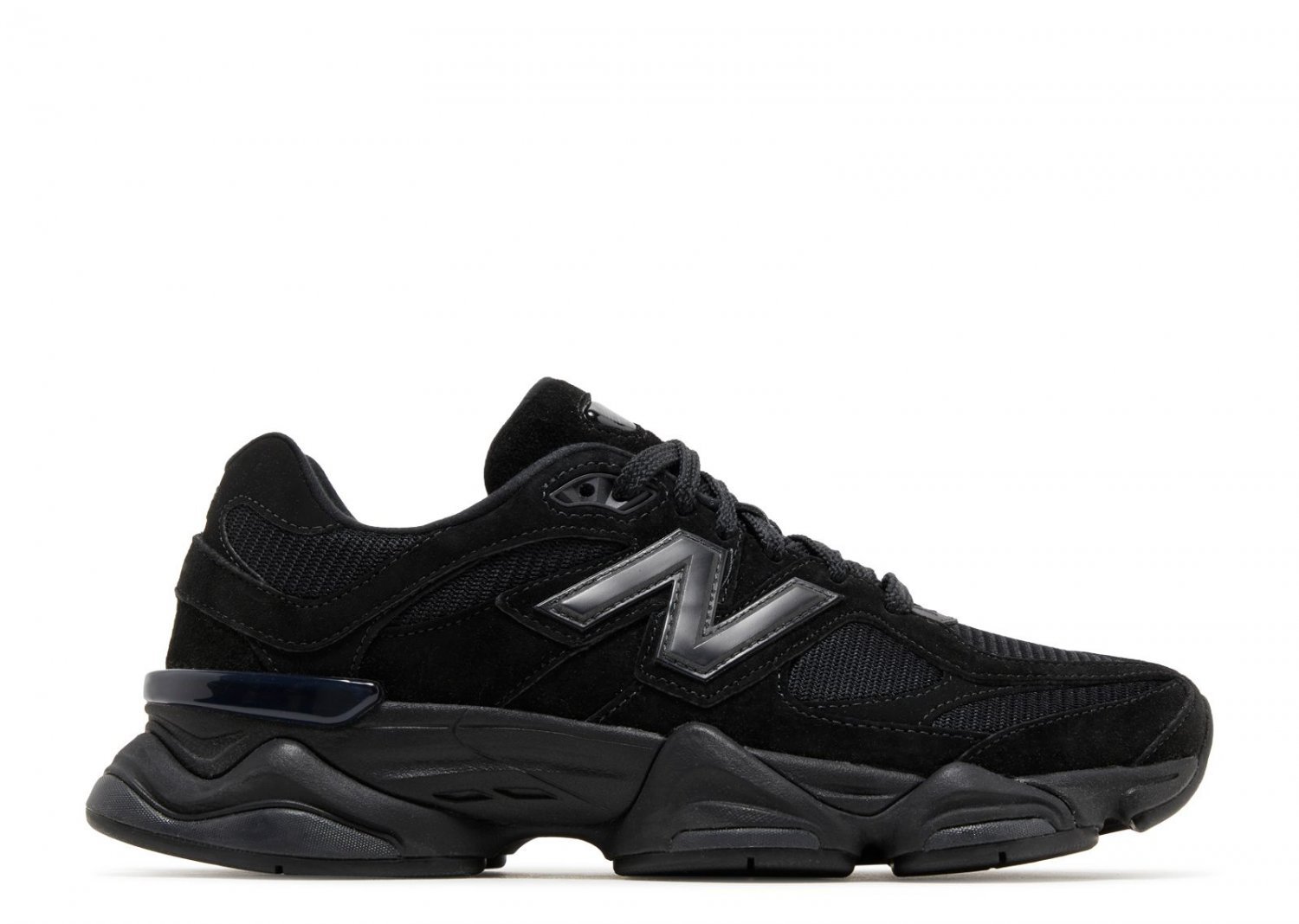 9060 Triple Black Suede