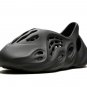 Yeezy Foam Runner Carbon