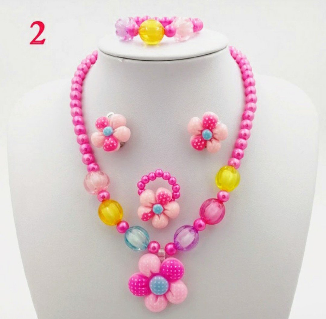 4pc Pink Beaded Flower Jewelry Set