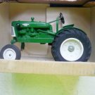 Oliver 440 1:16 Scale Diecast Farm Tractor Collector Edition Model by Spec Cast - Rare